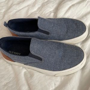 Boys gently used old navy slip on shoes